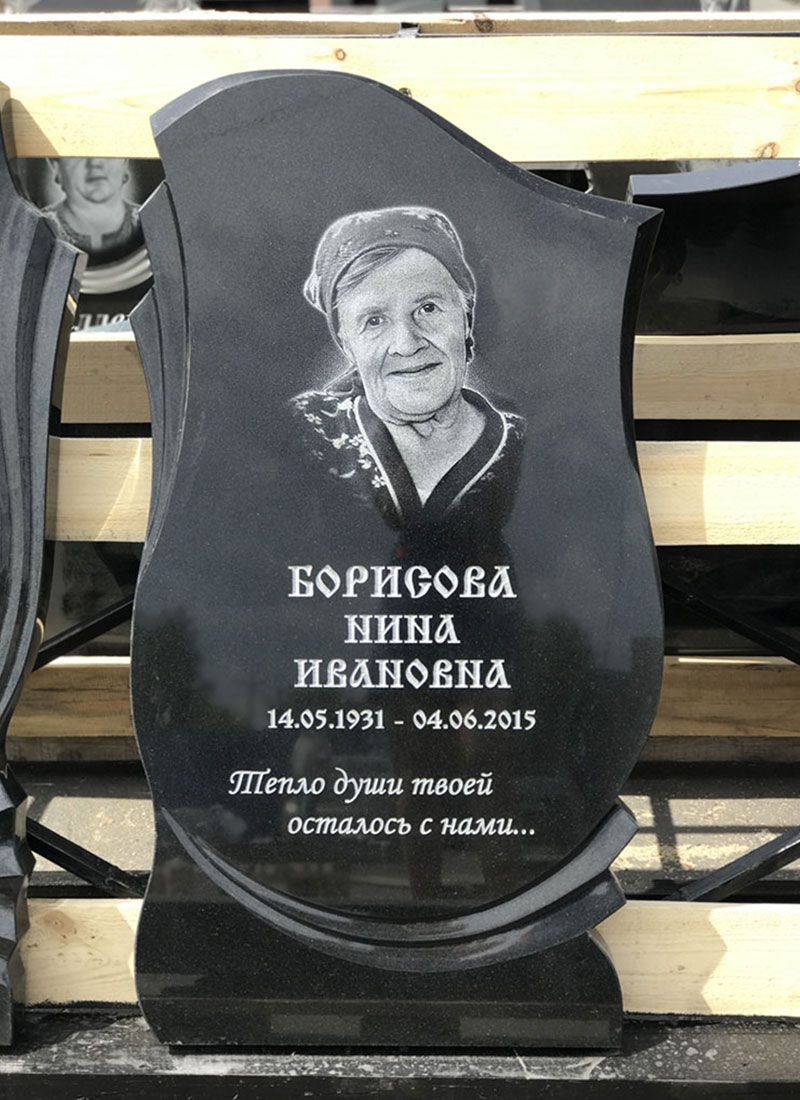 Памятник №026 из черного гранита — фото 5