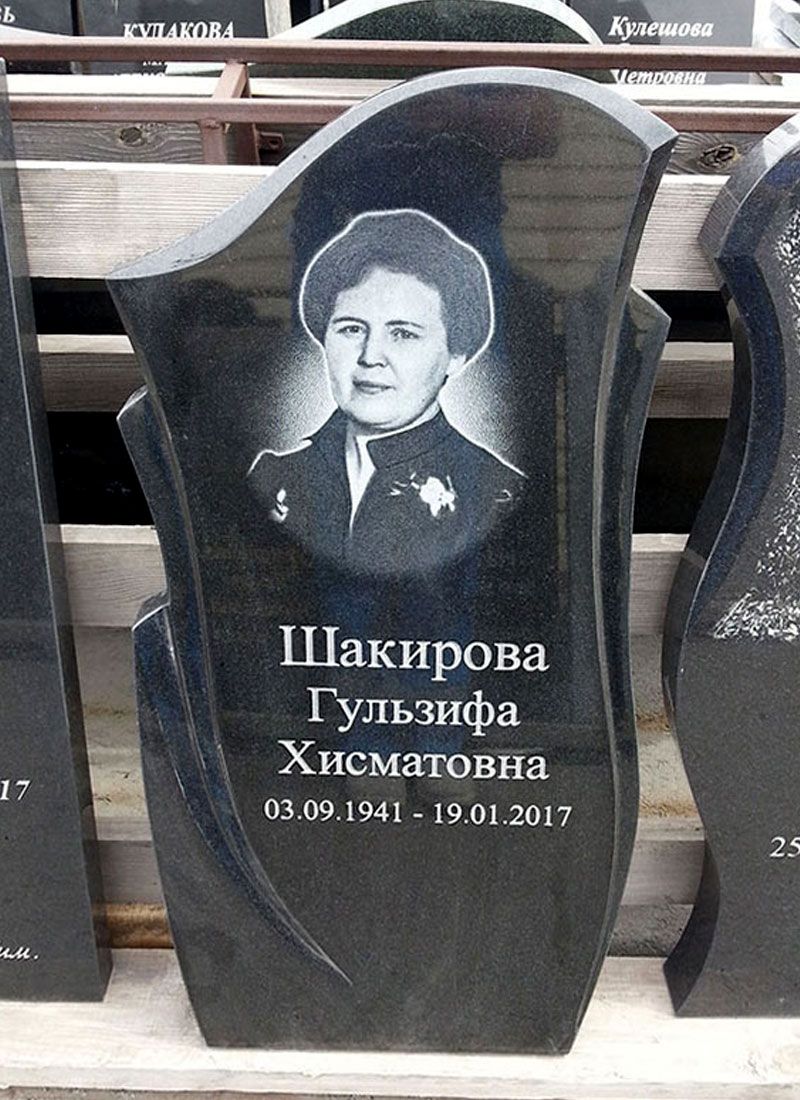 Памятник №008 из черного гранита — фото 5